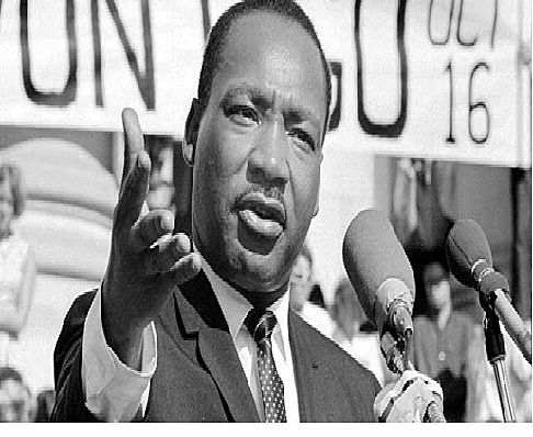 Desarrollaro importante de reformas Sociales y Educativas