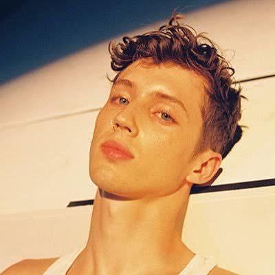 Timeline: Troye sivan