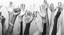 Timeline: Humanismo Democrático