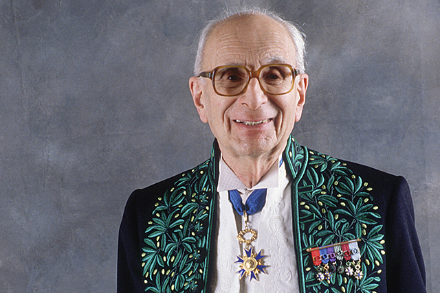 Claude Lévi-Strauss (Bruselas) (28 de noviembre de 1908 - 31 de octubre de 2009)