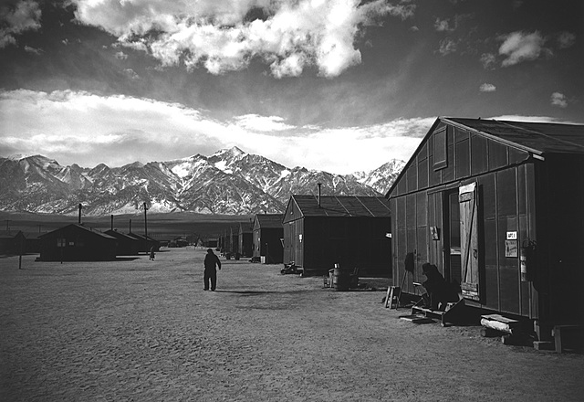 Jeanne and her family leave for Manzanar