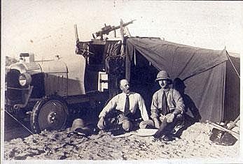 Comienzan ardas expediciones en África.