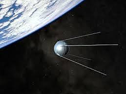 – La URSS pone en órbita el Sputnik