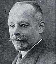 Félix d'Herelle descubre más virus bacteriófagos.