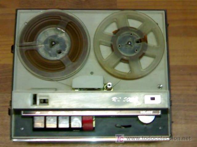 El Magnetofono de carrete abierto