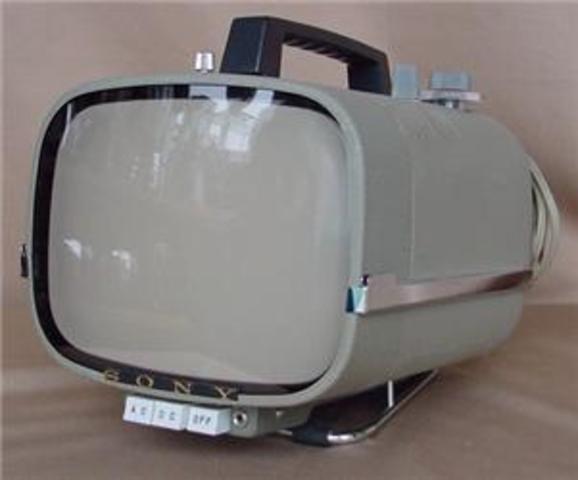 Televisor de 5 pulgadas transistorizado