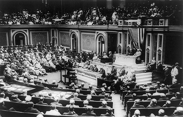 El poder de influencia de las Cámaras se divide