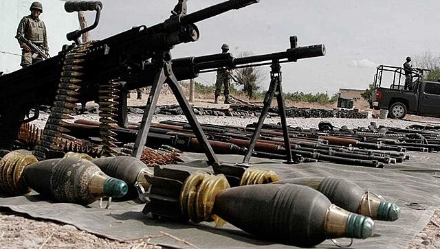 CARRERA DE ARMAMENTOS