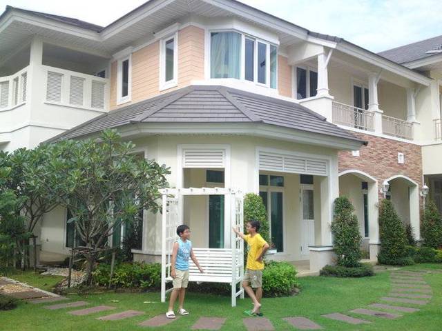 I moved to my second house!