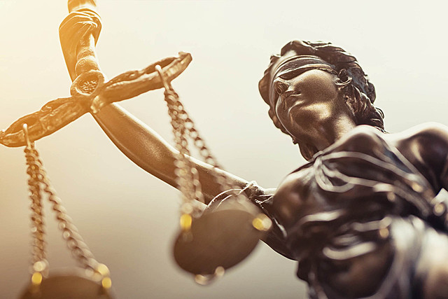 (Page 31) Wiesel refuses to pray to God after witnessing multiple deaths