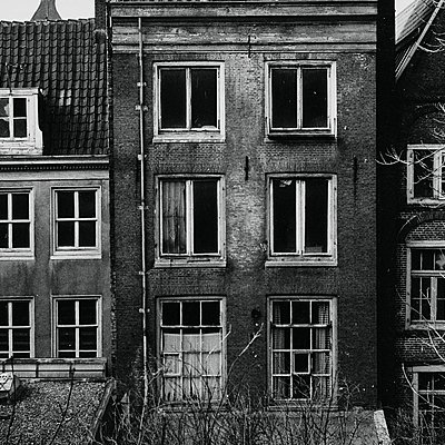 Timeline: The Diary of a Young Girl_Vaibhav Dara