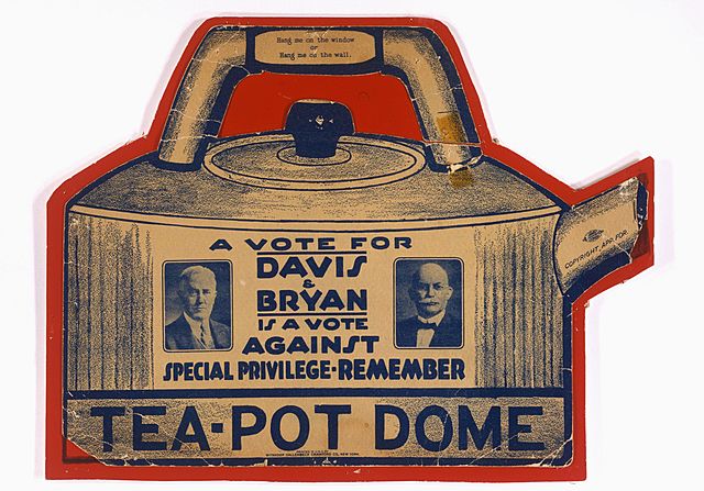 News about the Teapot Dome Scandal broke
