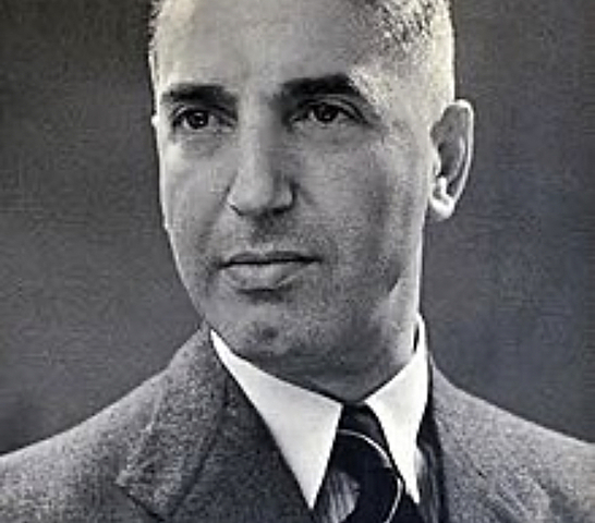 Dussel moves into the Annex.