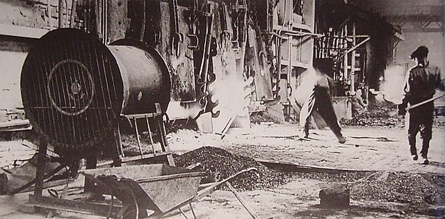 Первая плавка  в мартеновской печи № 5