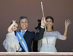 Macri llega al poder en Argentina