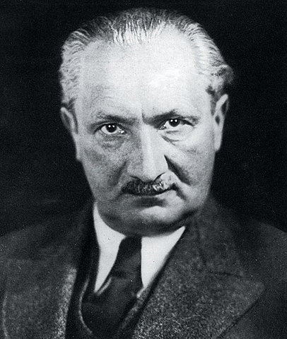 HEIDEGGER