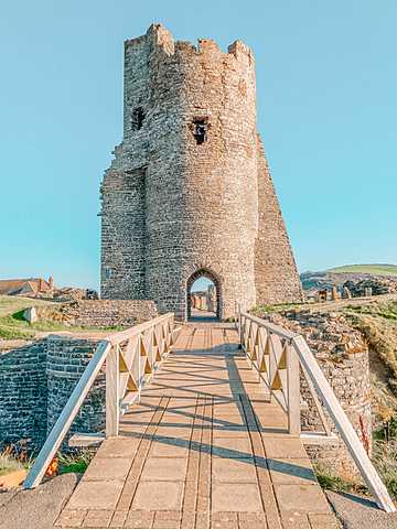 Establishment of the first University department
