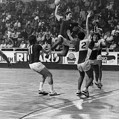 Timeline: HISTORIA A NIVEL INTERNACIONAL  DEL BALONMANO