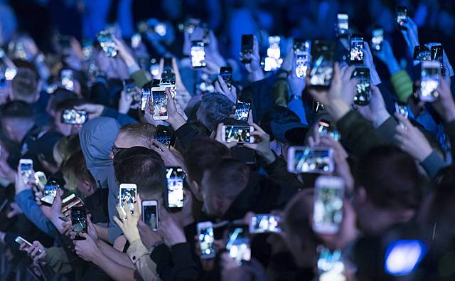 Brechas Digitales ¿the digital uncanny?