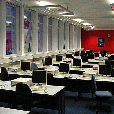 Timeline: REVOLUCIÓN DIGITAL