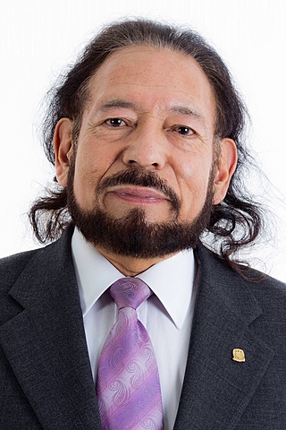 Raúl Rojas Sorianao = El contacto con el mundo exterior