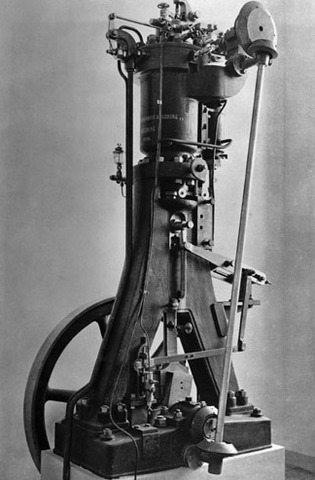 Primer motor diésel.