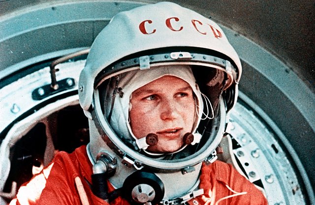 Valentina Tereshkova es la primera mujer lanzada al espacio