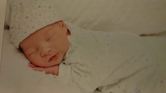 Nacimiento de Éinar