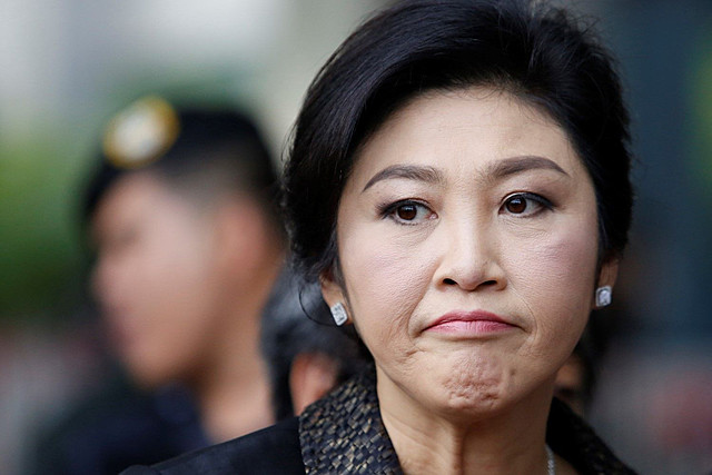 ยิ่งลักษณ์ พร้อมรัฐมนตรี ออกจากตำแหน่ง