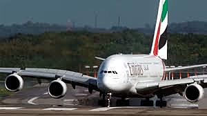 unser flugzeug landet um elf uhr