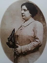 LOLA VITORIA TARRUELLA