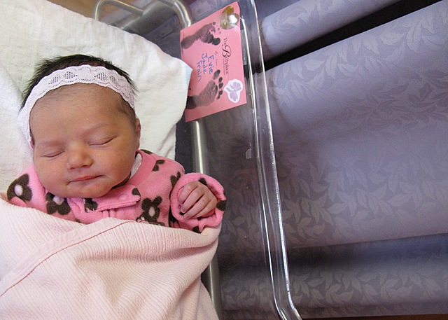 Nació mi hermana, Evie.