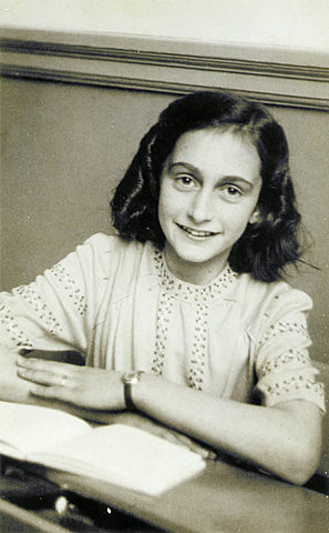 ANA FRANK