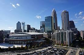 2007 Me mudé a la charlotte