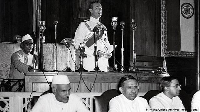 INDIA - EL NACIMIENTO DE DOS ESTADOS