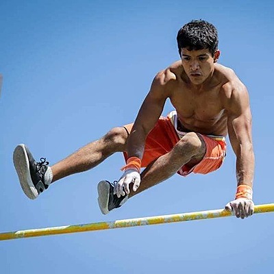 Timeline: Jonathan Texta : La ruta del campeón