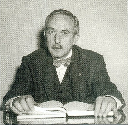 Critica abierta por Daniel Cosio Villegas