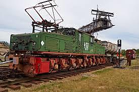 Primera línea ferroviaria