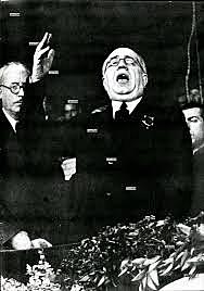 Manuel azaña es proclamat president del govern republicà