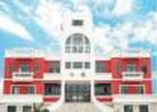 go to junior high school