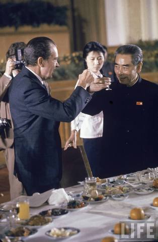 Nixon visits China