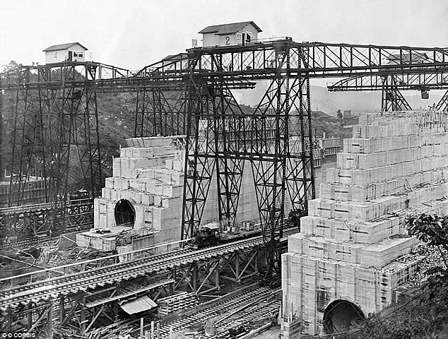 Publicly supports revolution in Panama