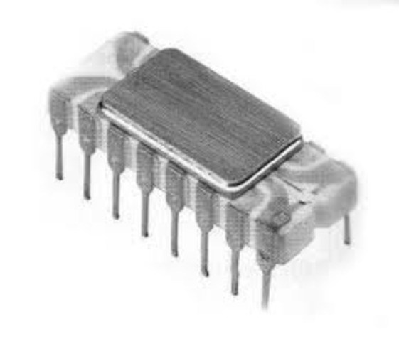 Aparició dels primers microprocessadors – Intel 4004