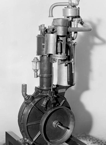The Birth of an Engine: Gottlieb Daimler