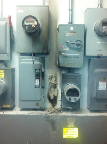 Afternoon - Investigators find pipe bomb, propane tanks