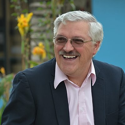 MODELOS PEDAGÓGICOS JULIAN DE ZUBIRIA SAMPER (2011)