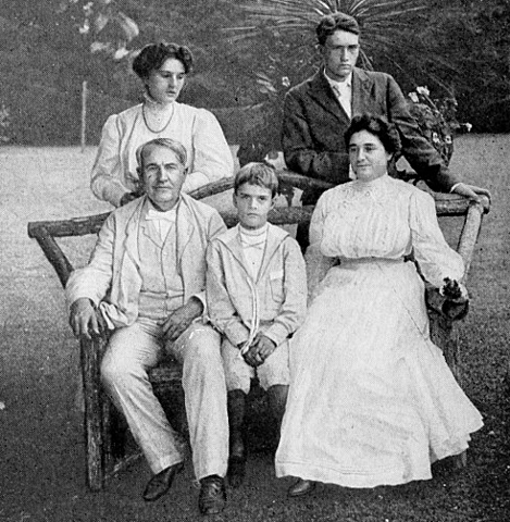 THOMAS I LA SEVA FAMILIA