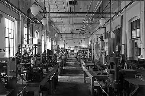 EL SEU IMPERI INDUSTRIAL DE MENLO PARK