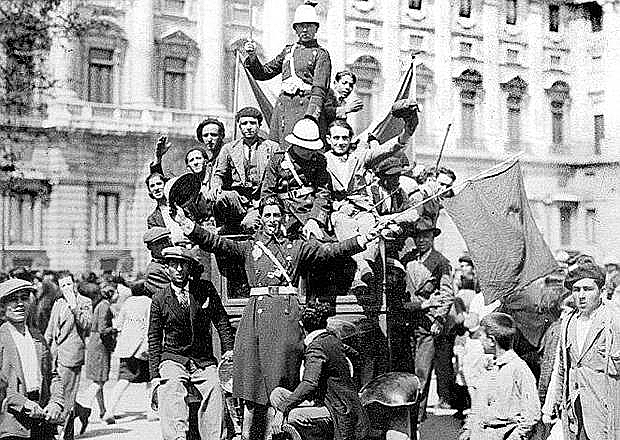 Proclamació de la II República