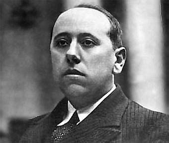 Jose Maria Gil-Robles nomenat ministeri de Guerra